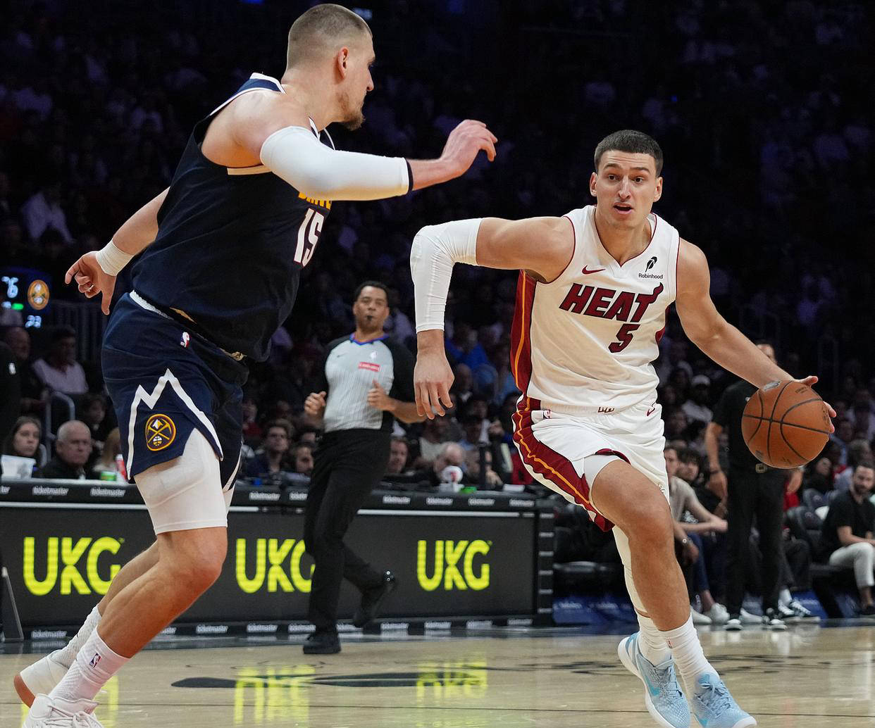 开云-包含丹佛掘金窗口期状态回暖,志在NBA总决赛名次提升,话题不断,年轻球员得到机会的词条