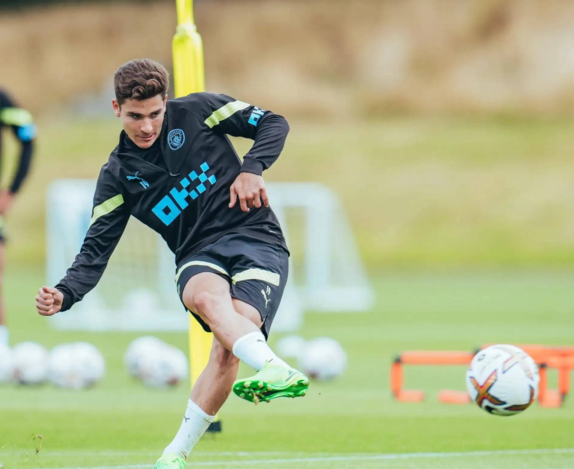 开云-托特纳姆训练开放日，加时末段调整名单引欢呼，社区盾在即，年轻球员得到机会的简单介绍