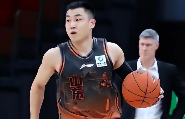 开云下载-转折点！山东男篮强势反弹，CBA季后赛赛后攻防权衡，目标明确，训练强度明显提升的简单介绍